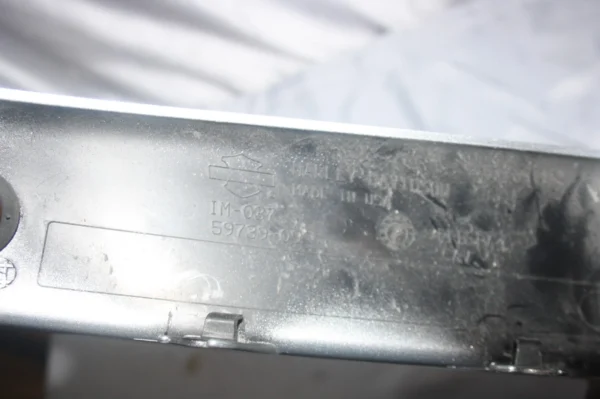 Harley Davidson Touring Verkleidung Fender hinten Abdeckung 59739-09 Silber #851 – Bild 3