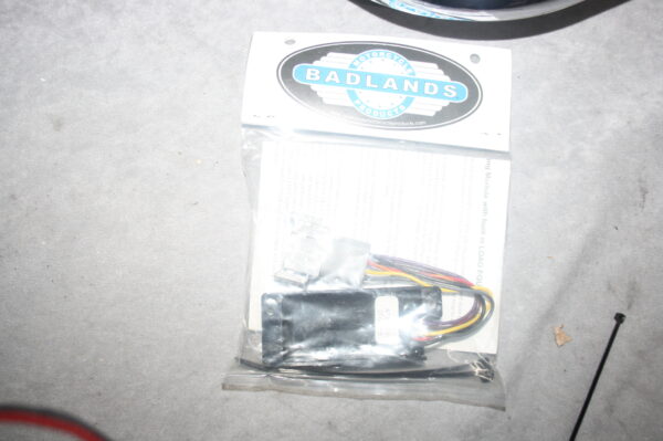 Badlands Blinker Abschaltautomatik für Harley Sportster Softail Touring 94-00ATS-03-B