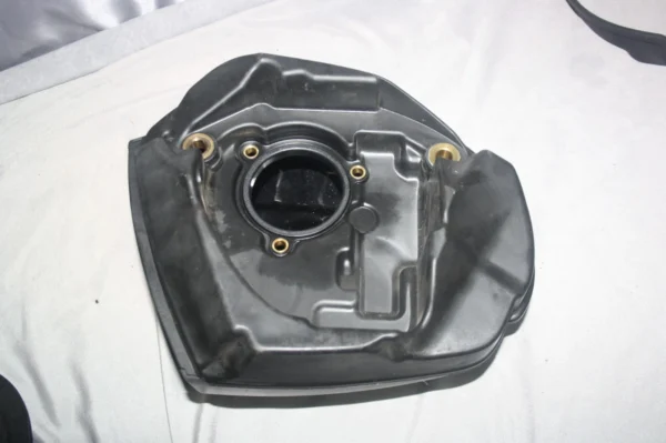 Harley Davidson Touring M 8 Luftfilterkasten mit Deckel 29000121 +61300922# 163 – Bild 3
