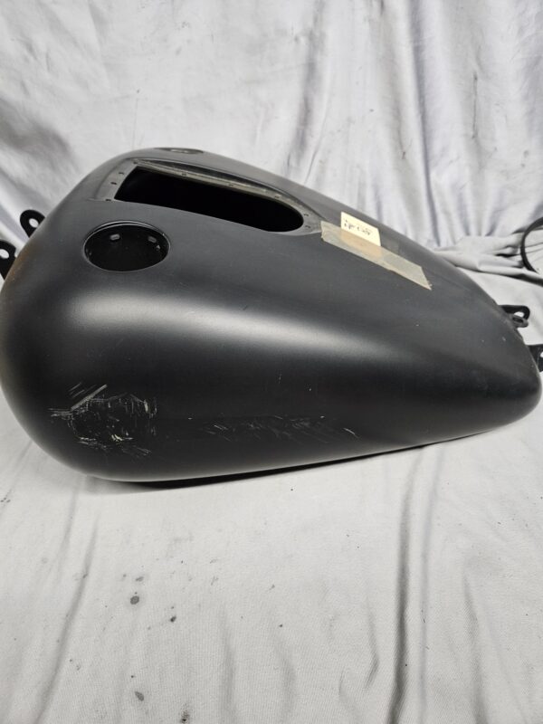 HARLEY DAVIDSON FXDWG DYNA Tank 61000705  Fat Bob bis 2016 – Bild 2