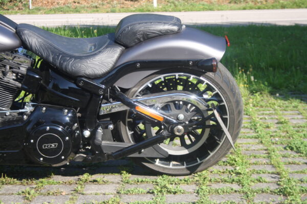 Harley Dvidson Softail Breakout  Turbinenräder – Bild 11