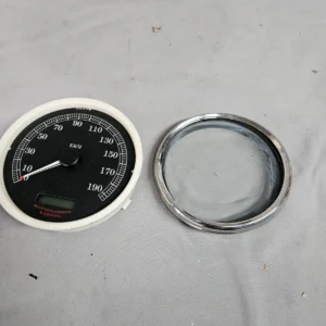 Teilen Harley Davidson Road King Tacho 2014 -70900167