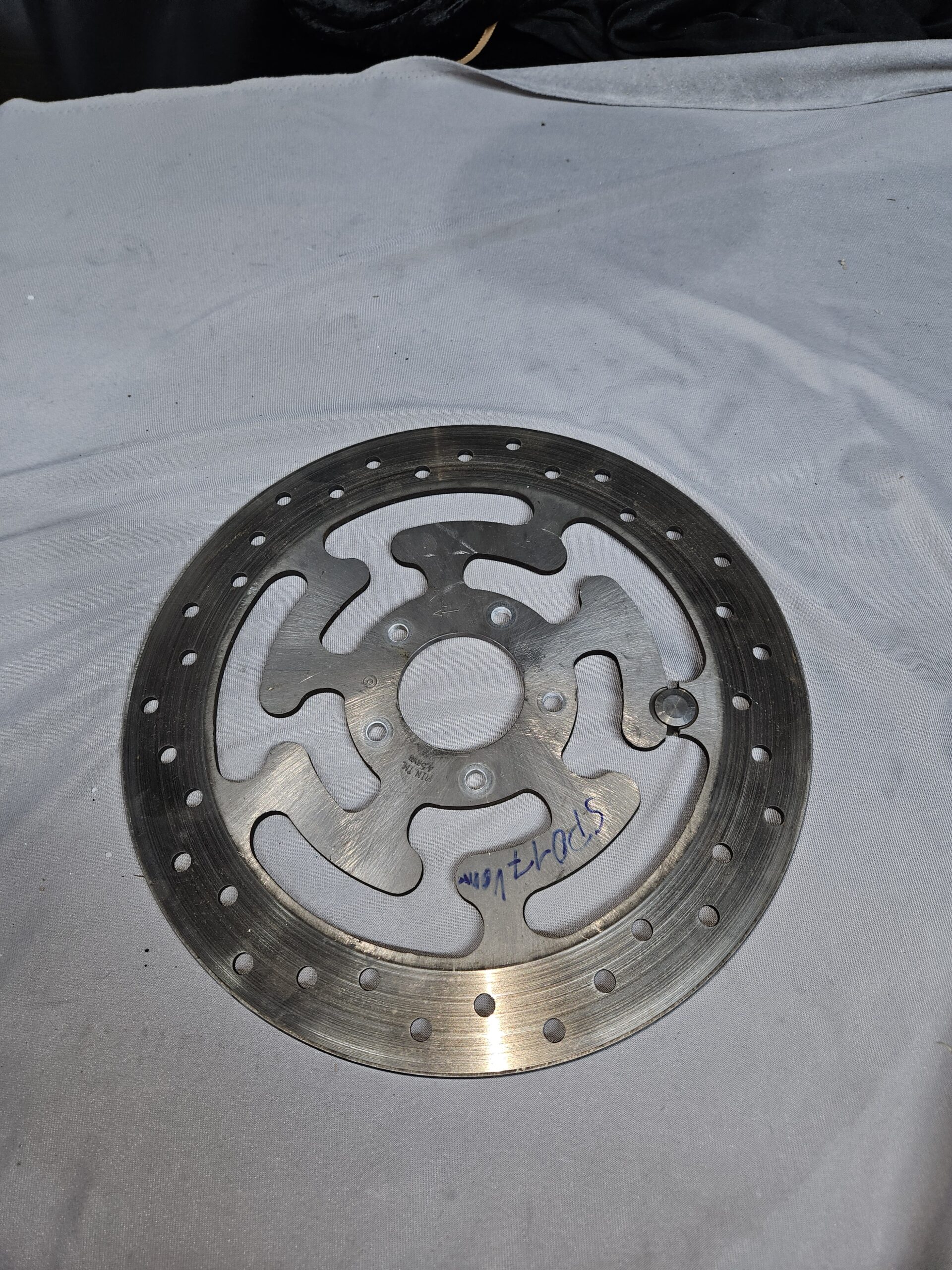 Harley Davidson FLHX Street Glide 2009-2013 Bremsscheibe 41810-08 # 703