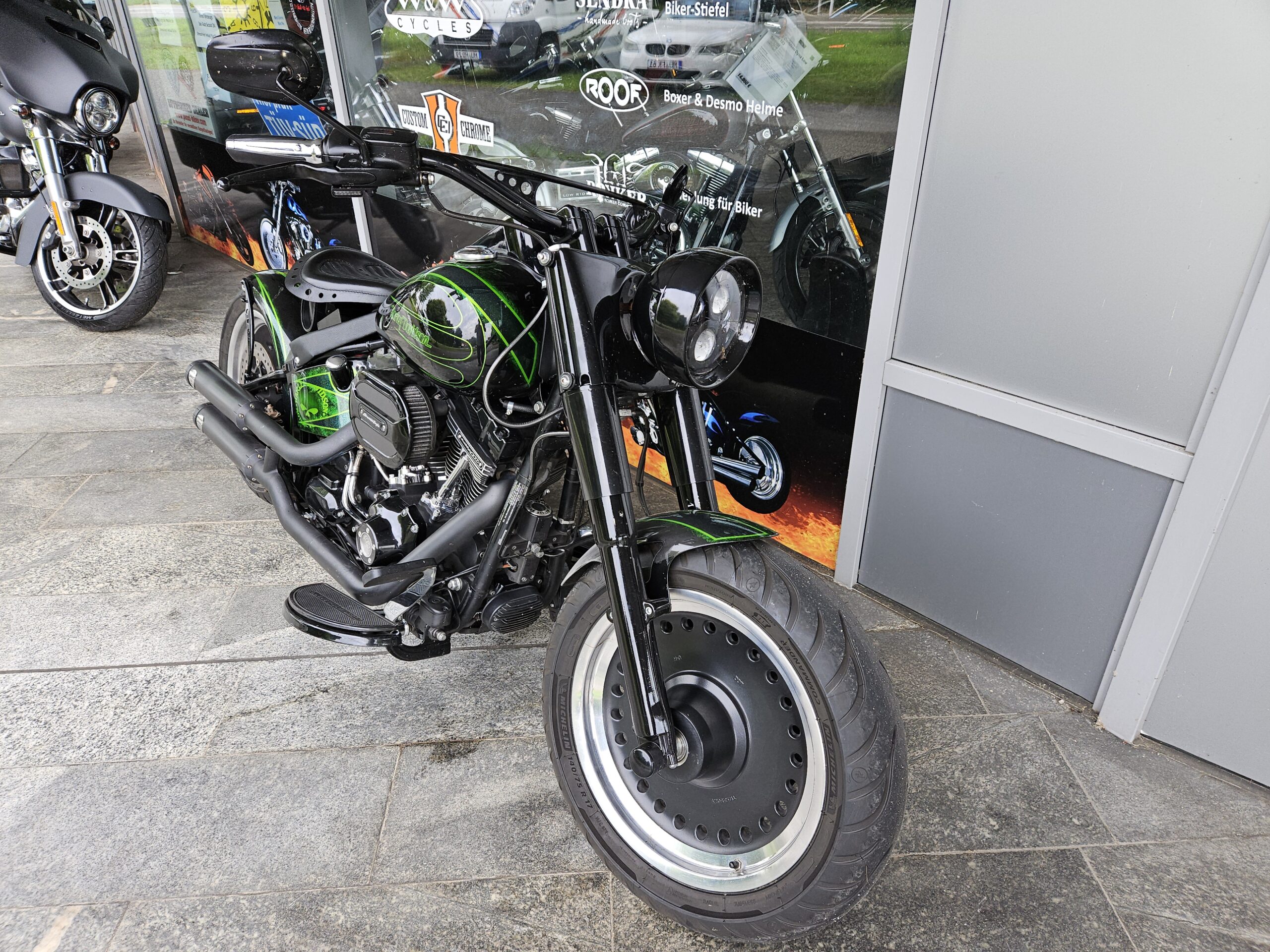 Harley-Davidson Softail Fat Boy 110 Custom – Bild 2