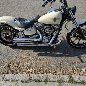 Harley-Davidson Softail Breakout Custom